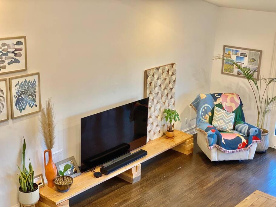Entire On Sunset Strip Villa Los Angeles